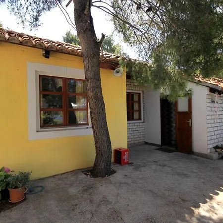 Διαμέρισμα Lavdara 433b